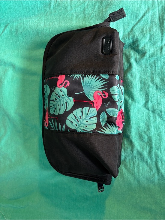 lug Handbags - Lug Flash makeup bag